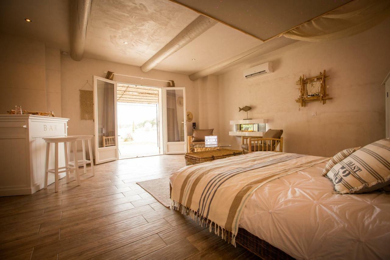 Abri Cosy - Suite Romantique En Camargue Saint-Gilles  Bagian luar foto